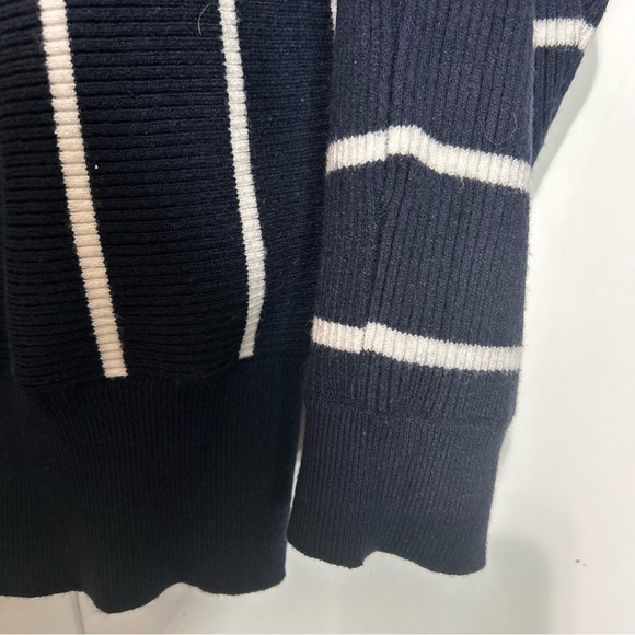 Philosophy Women Large Navy Blue White striped Crew Neck Ribbed Stretch Sweater - Picture 4 of 10